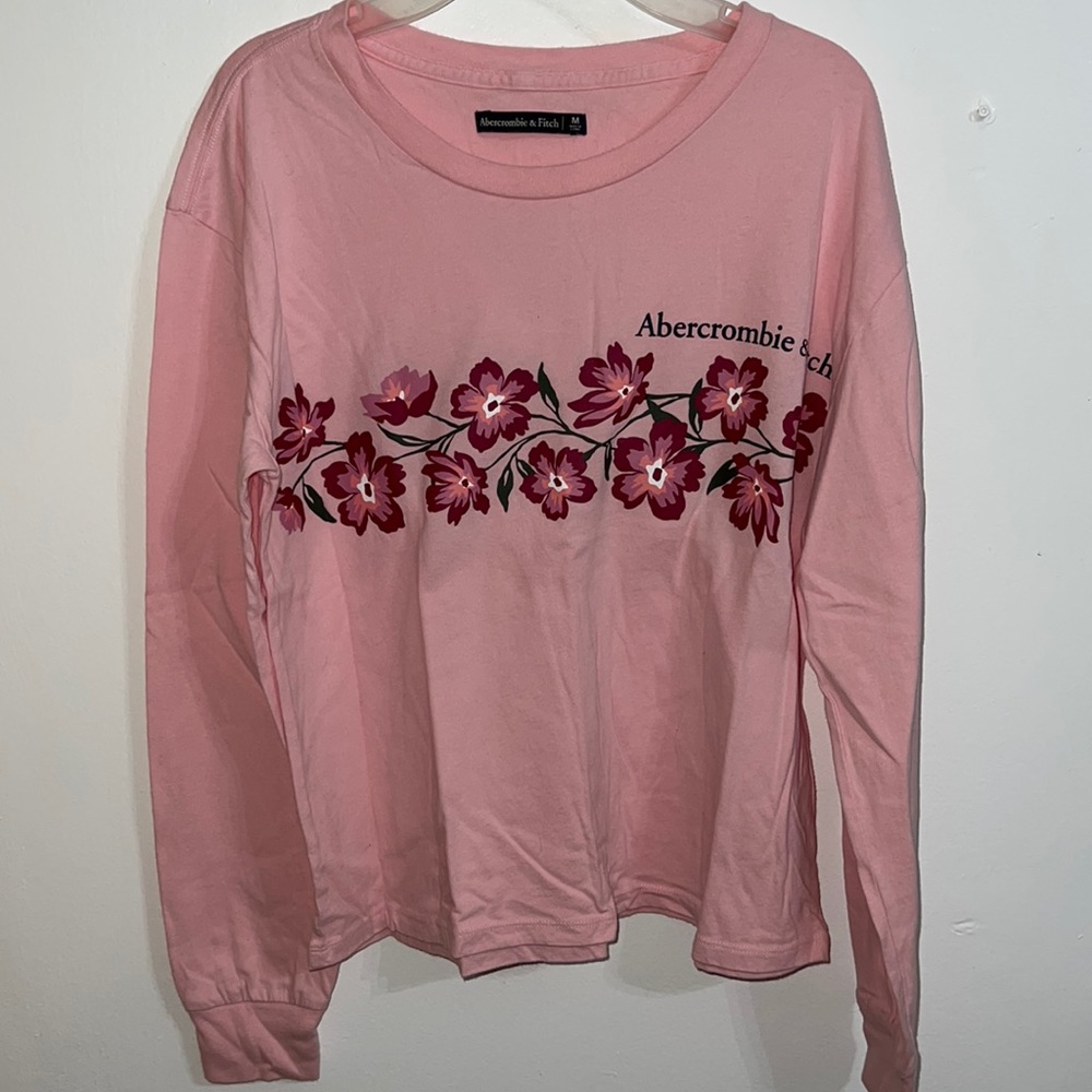 Abercrombie & Fitch, size medium, has flowers in front and back